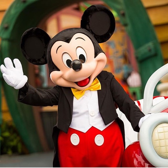 Meet your Posher, Chris - Picture 1 of 1